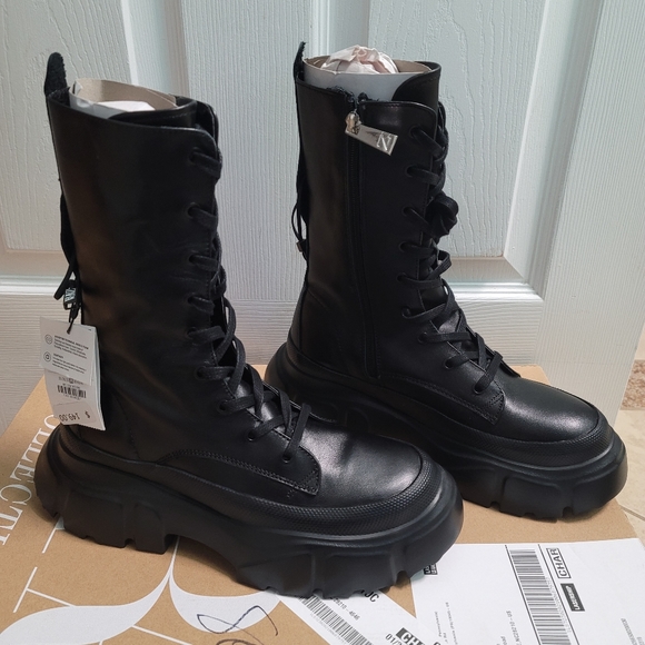 Zara low heeled lug sole leather boots - Picture 9 of 16